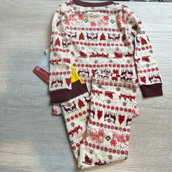 Season Greetings Fair Isle Organic Cotton Pajama Set - Picture 3 of 3